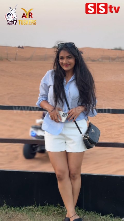 Divya Uruduga photoshoot at Dubai deserts