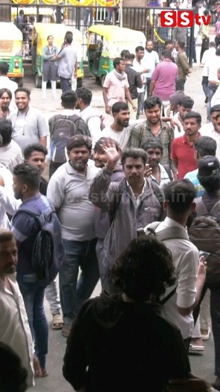 Fans are excited to see the movie Pushpa 2
