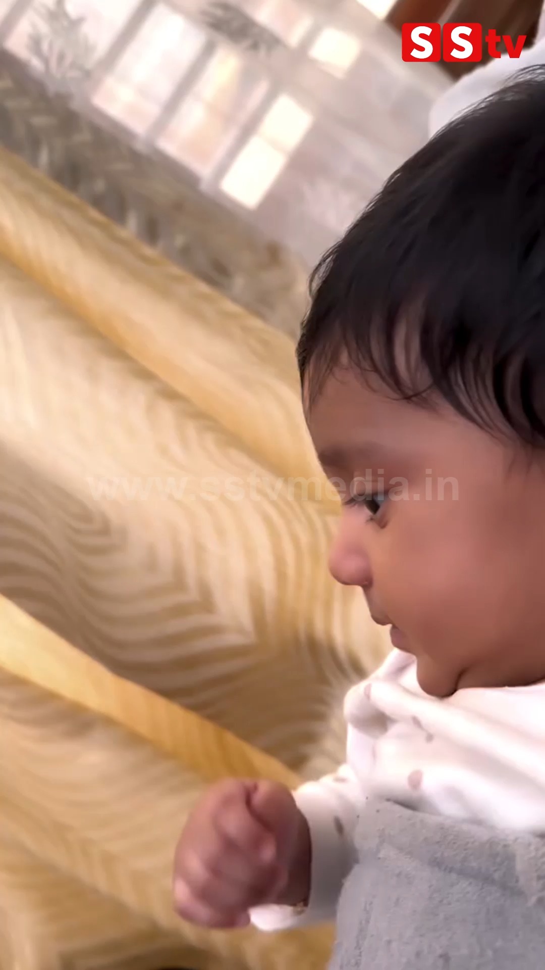 Milana Nagaraj hugging her daughter
