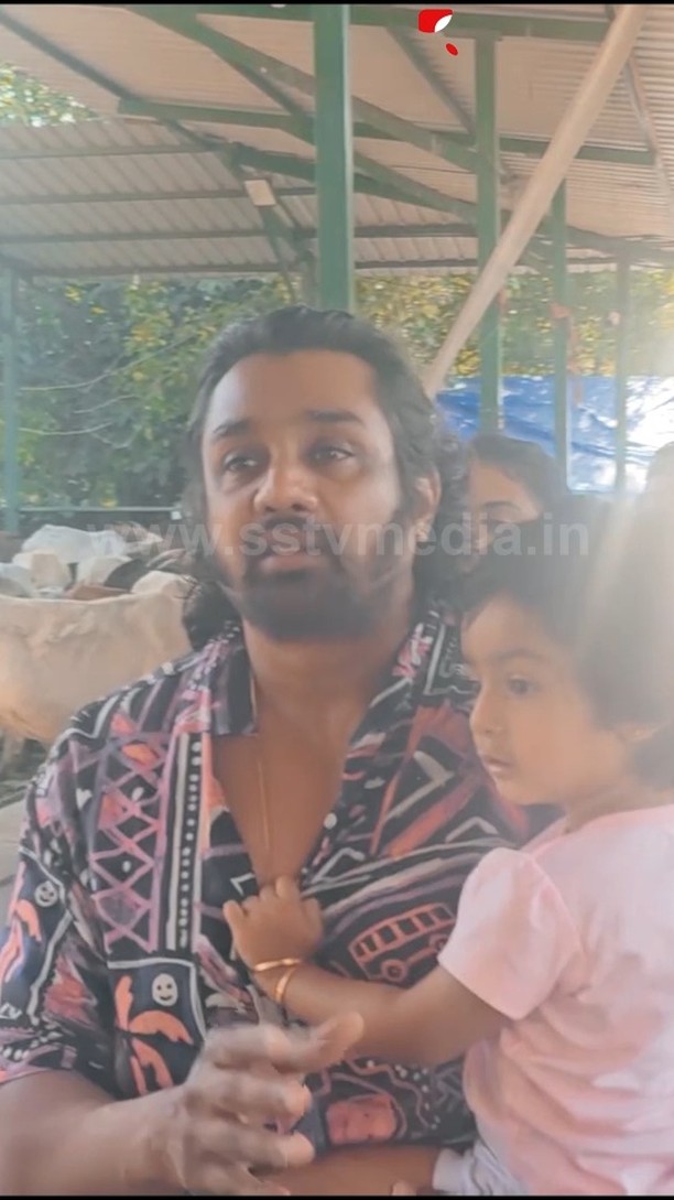 Actor Dhruvasarja visits cowshed with his children