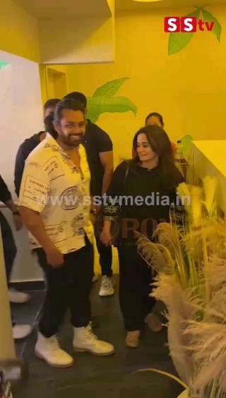 Dhruva Sarja Came Rox Pub