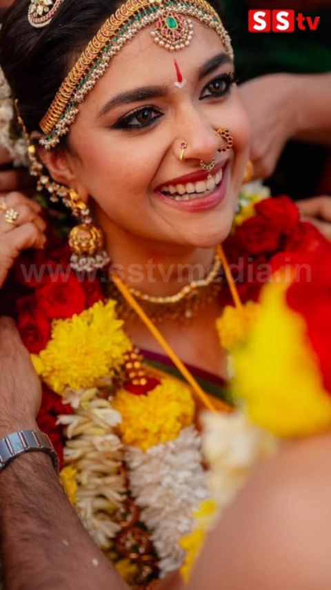 Keerthi Suresh enters into married life