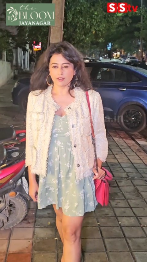 Nidhi Subbaiah enters The Bloom Cafe