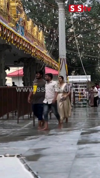 What does Aishwarya Sindhogi do during shooting time