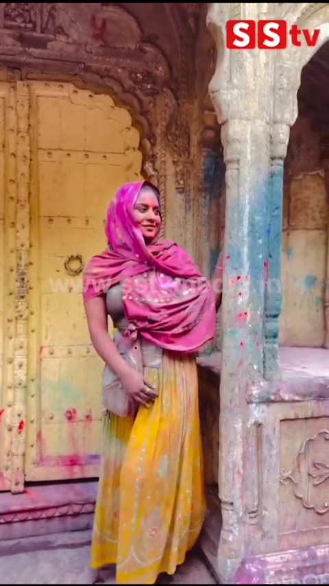 Deepika Das celebrated Holi as Radha