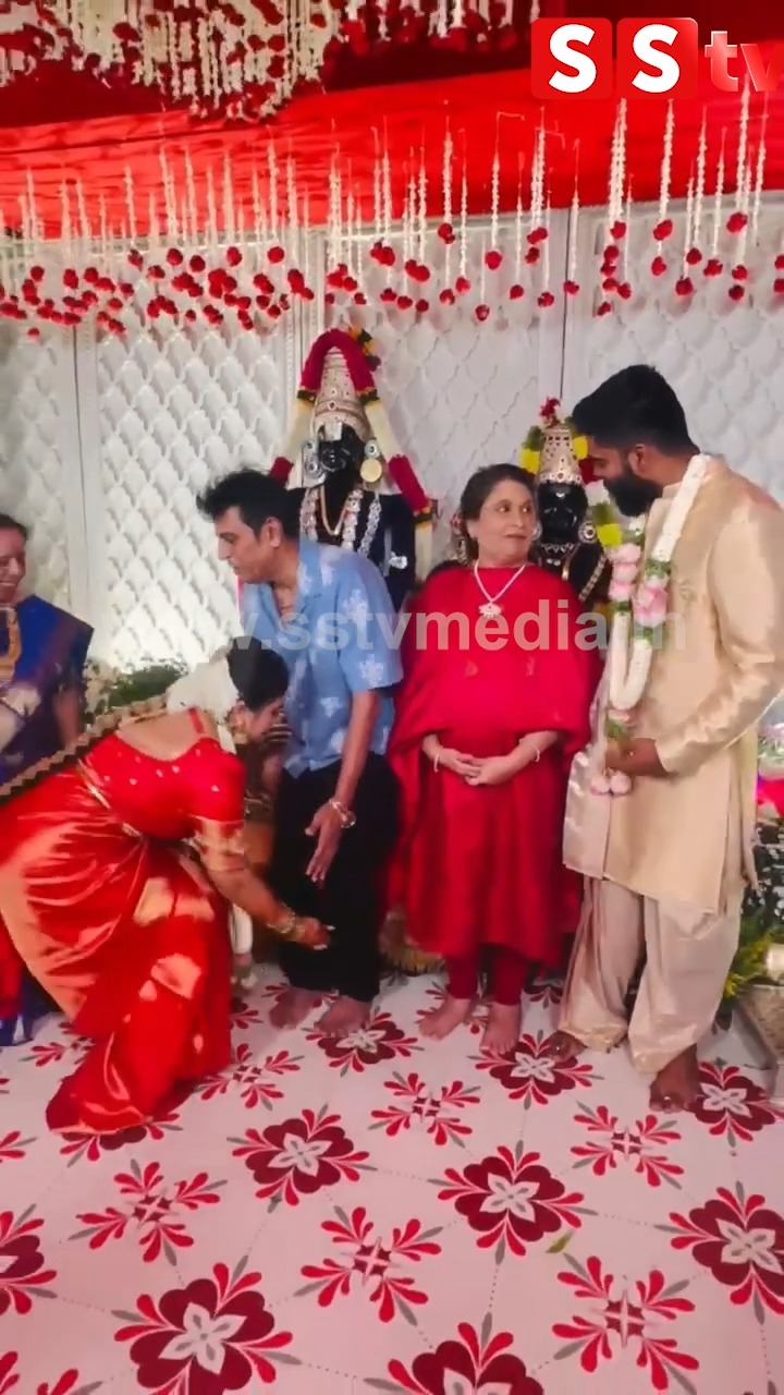 Anushree couple falls at the feet of Shivanna Geetha
