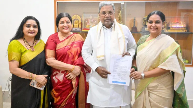 Jayamala, Shruthi, Malavika meet CM and request him
