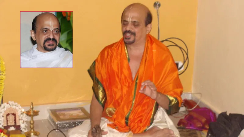 Sri Vidyabhushan sings the lyrics of Sudhir Attavar for the film