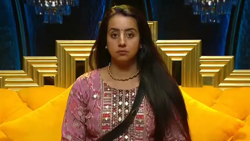 Bigg Boss gives special powers to Sanjana Galrani