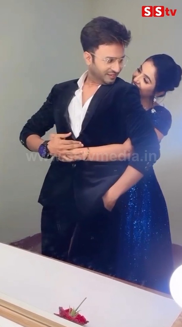 Janhvi danced with Master Anand