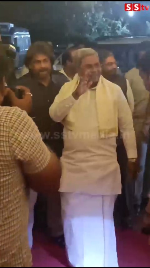 ಪ್ರಜಾವಾಣಿ ಸಿನಿ ಸಮ್ಮಾನ ಪ್ರಶಸ್ತಿಗೆ ಬಂದ ಮುಖ್ಯಮಂತ್ರಿ ಸಿದ್ದರಾಮಯ್ಯ