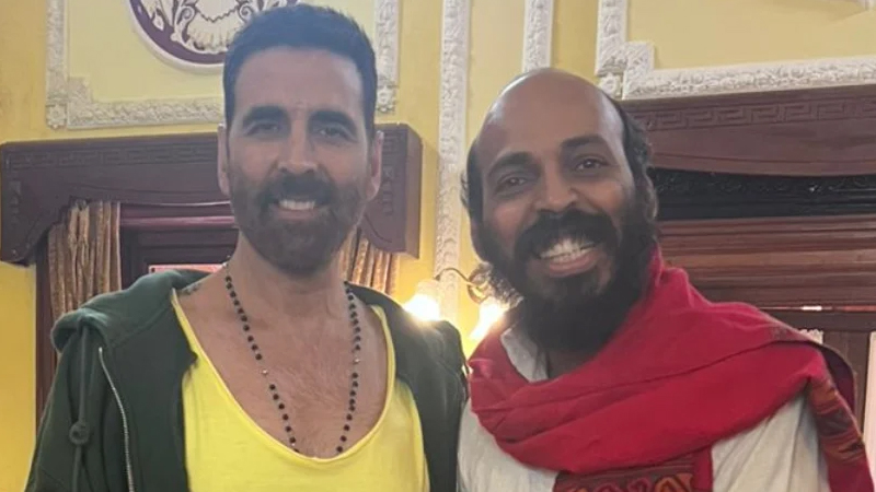 ‘ಕಥೆ ಇದ್ದರೆ ಹೇಳಿ ಸಿನಿಮಾ ಮಾಡೋಣ’ – ಅಕ್ಷಯ್ ಕುಮಾರ್ನ ಸ್ಪೆಷಲ್ ರಿಕ್ವೆಸ್ಟ್ ರಾಜ್ ಬಿ ಶೆಟ್ಟಿಗೆ ಅಕ್ಷಯ್ ಕುಮಾರ್ ಅವರನ್ನು ಭೇಟಿಯಾಗಿದ್ದಾರೆ ರಾಜ್ ಬಿ ಶೆಟ್ಟಿ